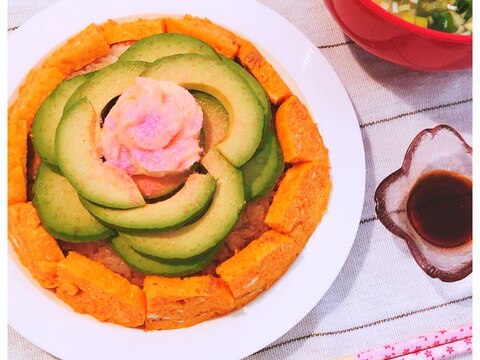 ひな祭りに♡海鮮ナシでも華やか♪鶏そぼろちらし寿司